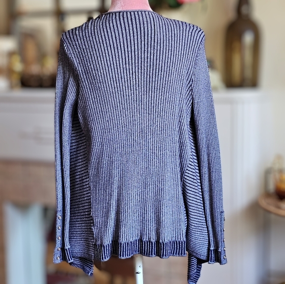 Tommy Hilfiger cardigan. Navy rib. Size  small. - Picture 6 of 9